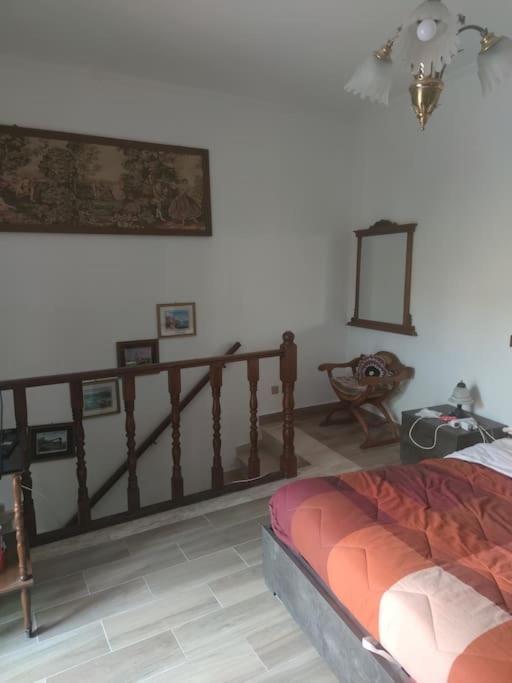 Casa In Antico Borgo Medievale A Tarano Ri, Via Giacomo Leopardi, 15 Villa Екстериор снимка