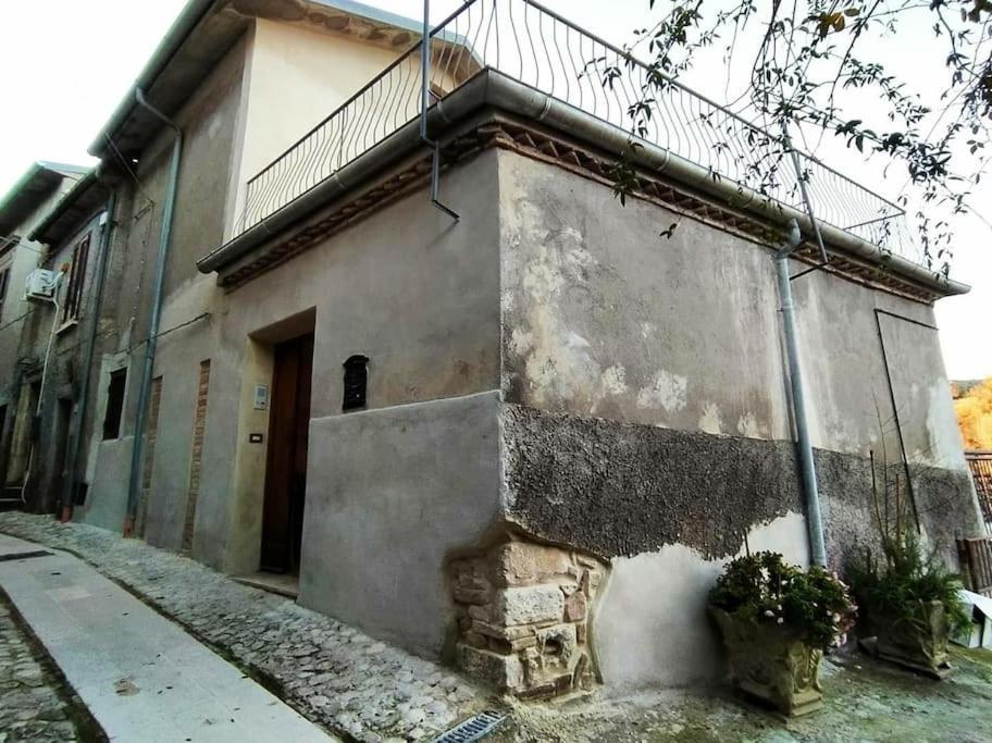 Casa In Antico Borgo Medievale A Tarano Ri, Via Giacomo Leopardi, 15 Villa Екстериор снимка